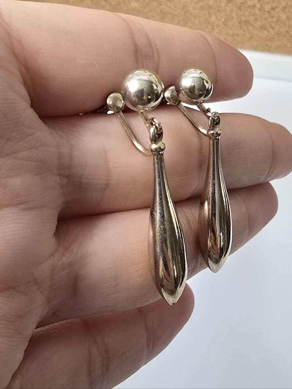 Vintage Polished Gold Drop Screw-back/Clip-On Earrings